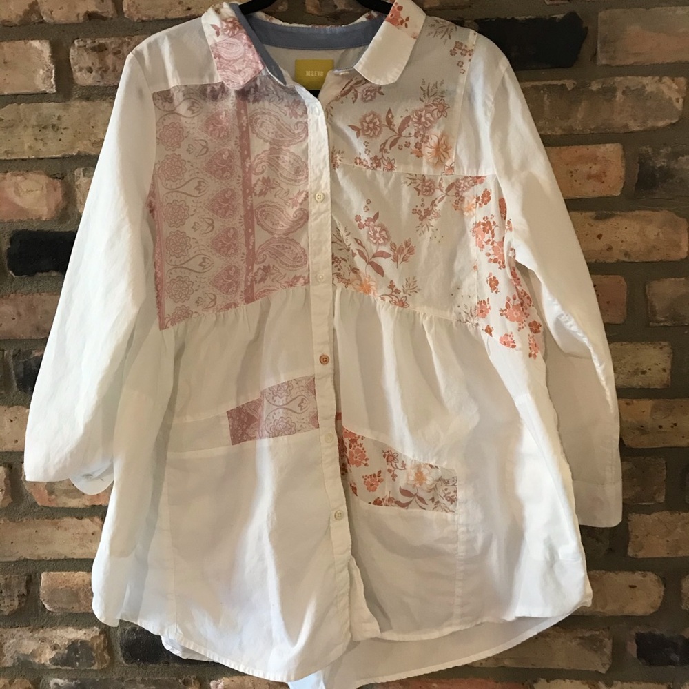 XL Maeve Red print and a white button up t-shirt.
